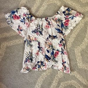 American Eagle Floral off-shoulder top